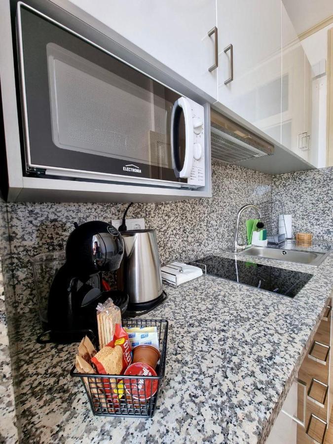 Carreira Apartments Harbour View Free Parking In Heart Funchal المظهر الخارجي الصورة